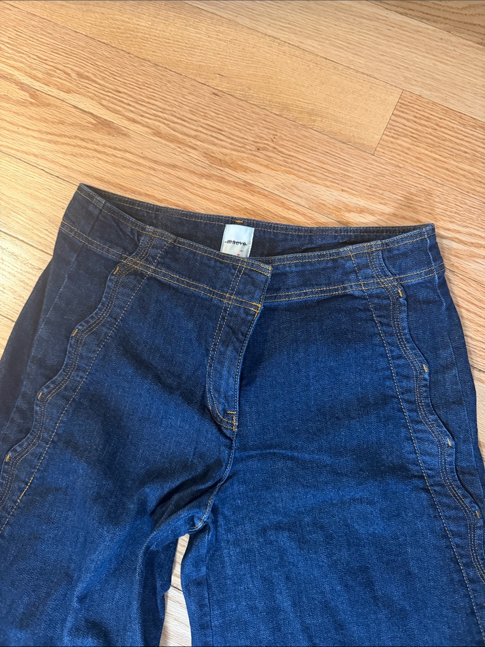 Anthropologie Pilcro Scalloped Edge Jean. Size 29 - Picture 6 of 13